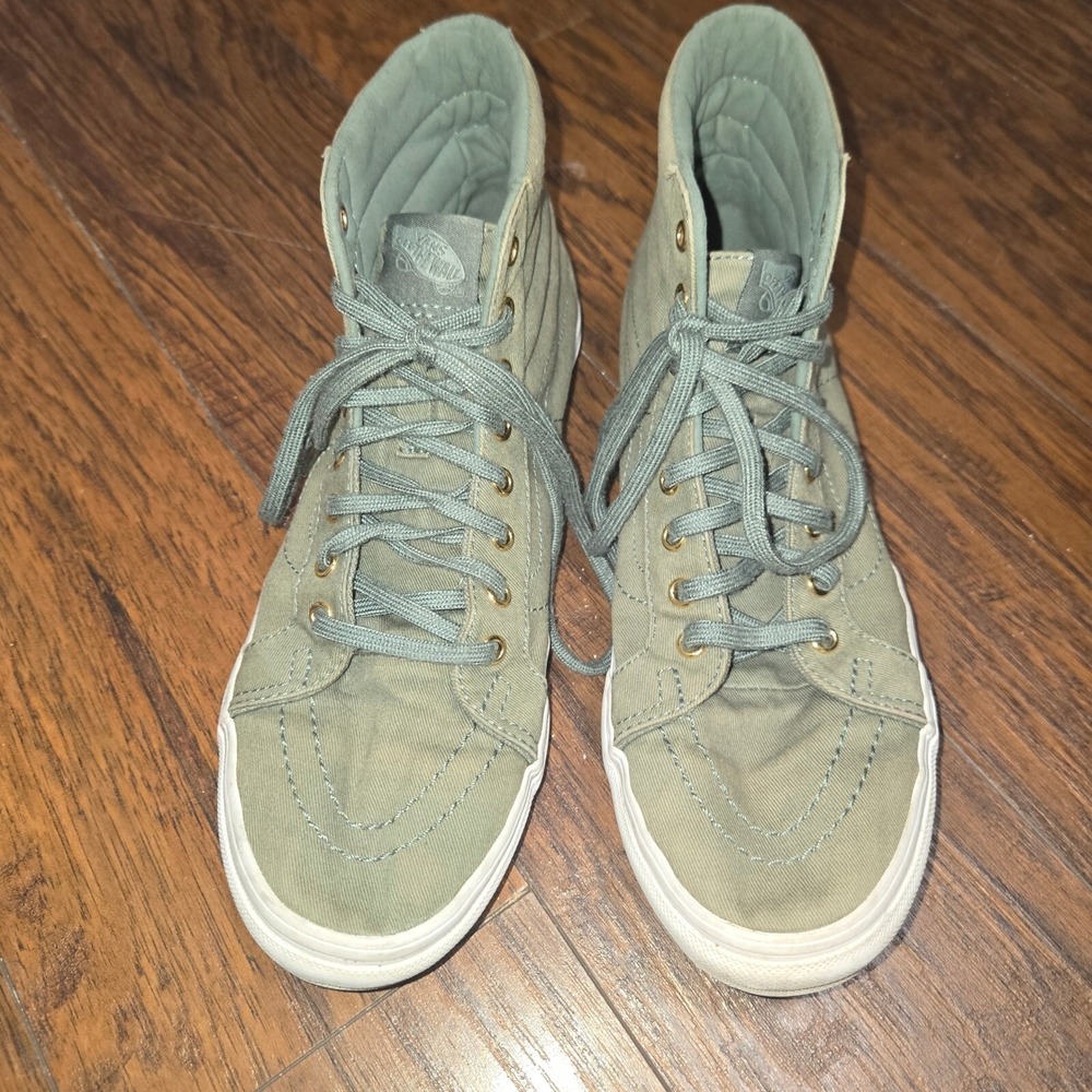 Vans High Top Skate Shoes Olive Green Canvas Gold Eyelets Women 9 men 7.5